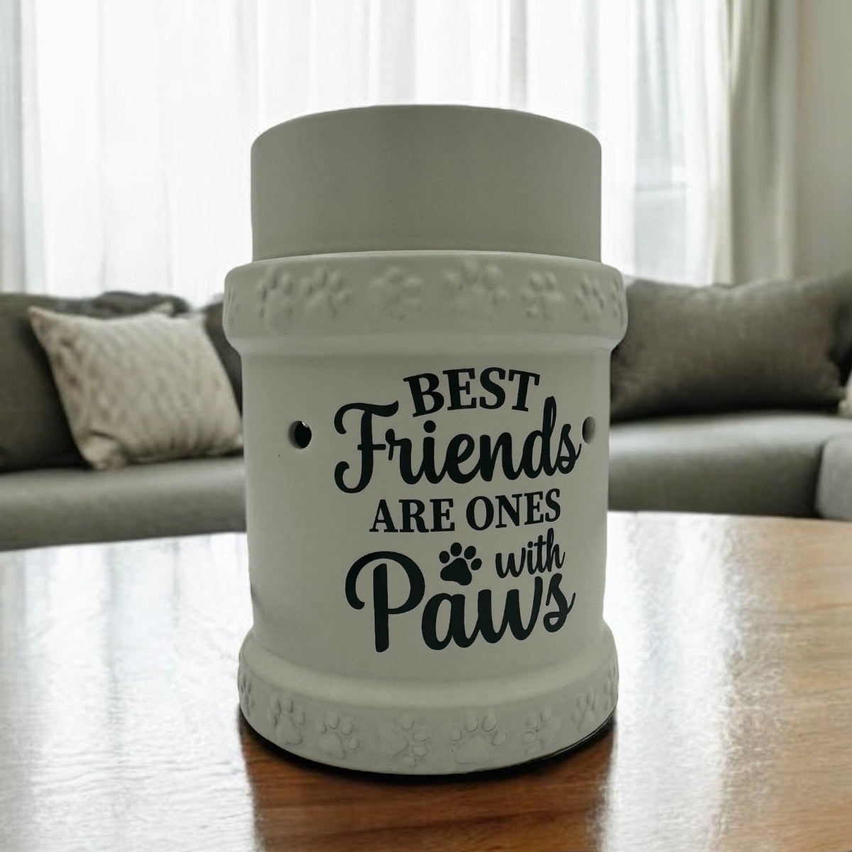 Electric Pet-Themed Wax Melter Featuring The Words "Best Friends Are Ones With Paws"